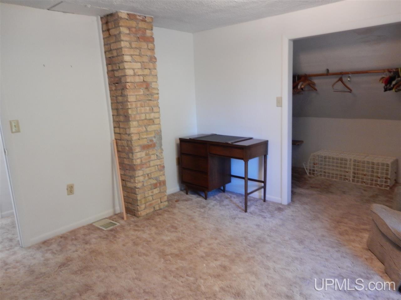 1934 County Rd B Niagara, WI 54151 - Photo 16 of 20 Gallery Image 16