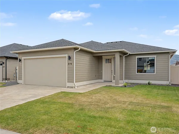 $495,000 | 574 South Oasis Loop, East Wenatchee, WA 98802