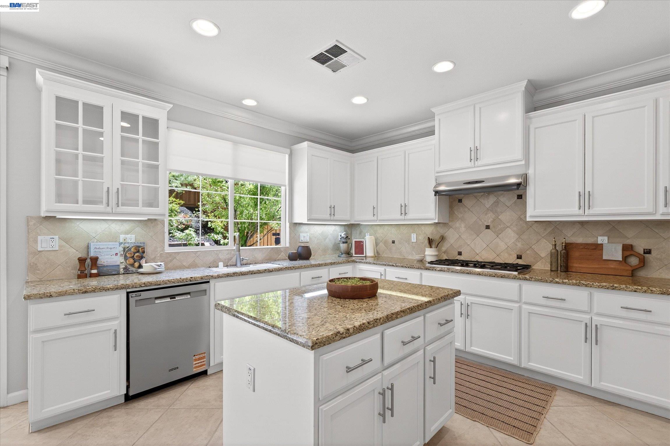 1556 Banbury Drive San Ramon, CA 94582 - Photo 15 of 65