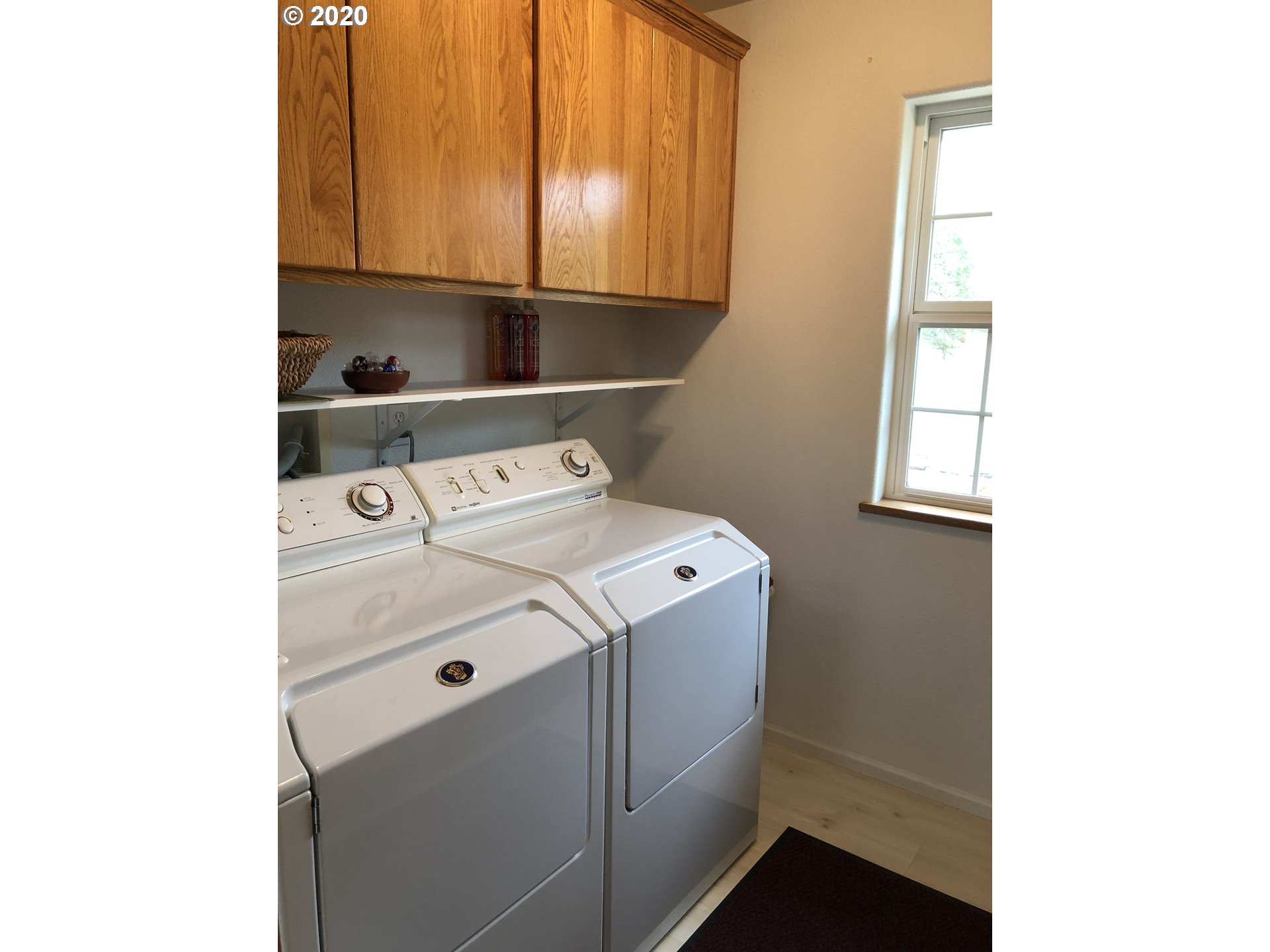 7447 North Bank Road Roseburg, OR 97470 - Photo 15 of 32 Gallery Image 15