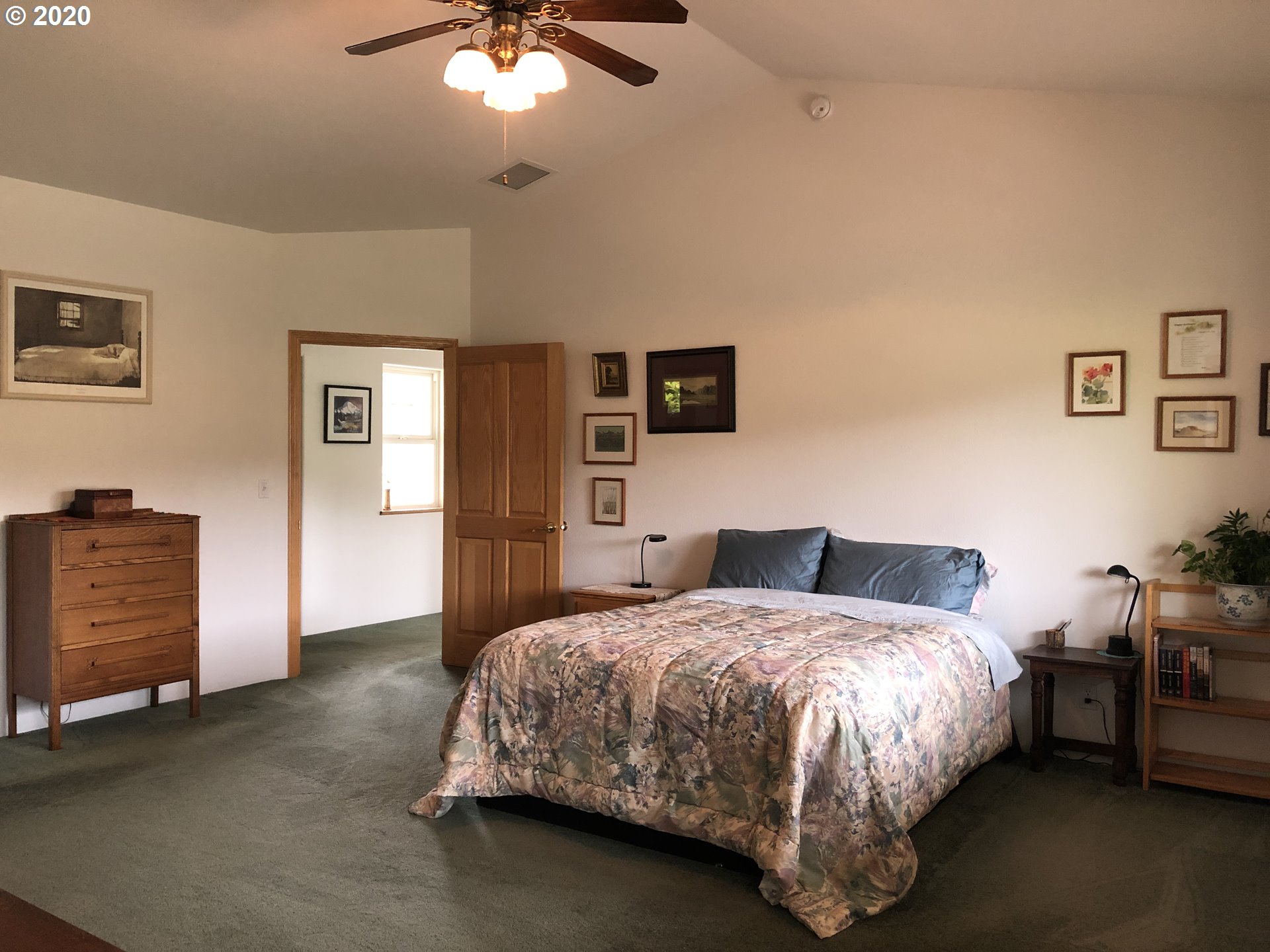 7447 North Bank Road Roseburg, OR 97470 - Photo 16 of 32 Gallery Image 16