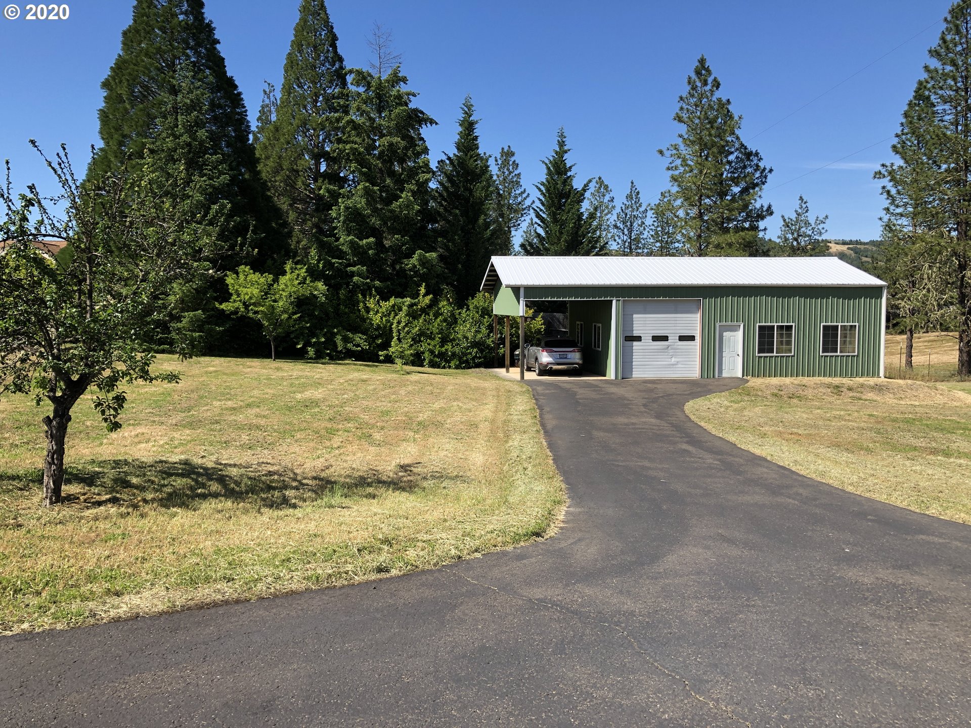 7447 North Bank Road Roseburg, OR 97470 - Photo 30 of 32 Gallery Image 30