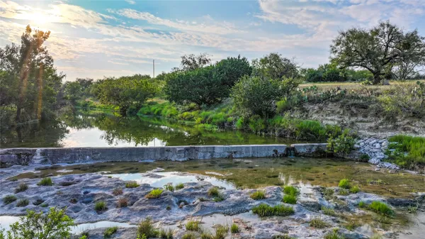 $937,500 | 2562 County Road 2315, Lampasas, TX 76550