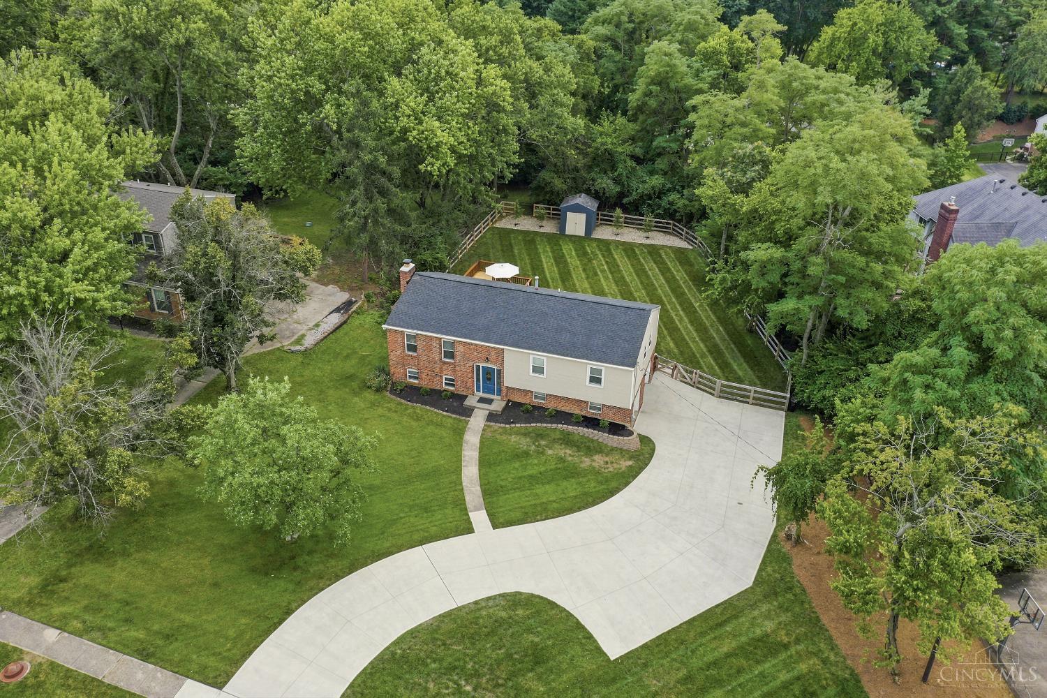 7297 Lawyer Road Cincinnati, OH 45244 - Photo 1 of 40