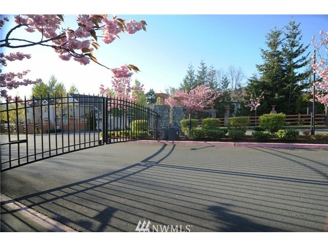 5100 Talbot Place South, Unit 5A Renton, WA 98055 - Photo 2 of 25