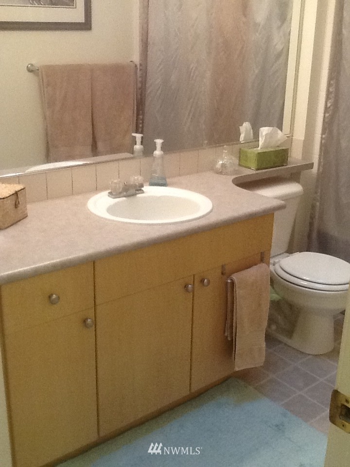 5100 Talbot Place South, Unit 5A Renton, WA 98055 - Photo 22 of 25