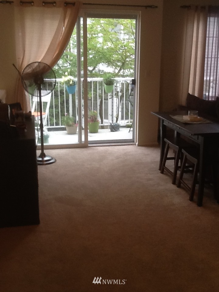 5100 Talbot Place South, Unit 5A Renton, WA 98055 - Photo 5 of 25