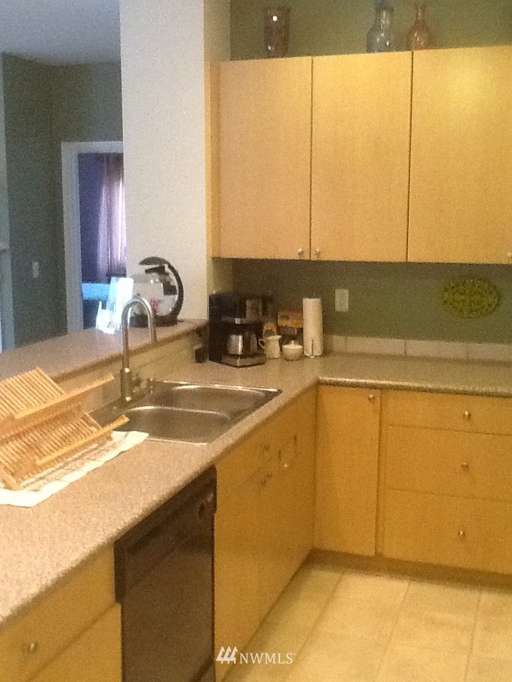 5100 Talbot Place South, Unit 5A Renton, WA 98055 - Photo 10 of 25