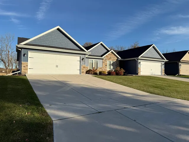 $309,900 | 2301 Walnut Street, Beloit, WI 53511