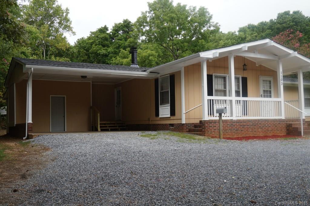 1103 Old Dallas Road Dallas, NC 28034 - Photo 2 of 13 Gallery Image 2