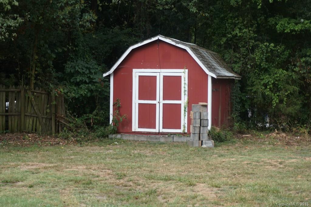 1103 Old Dallas Road Dallas, NC 28034 - Photo 5 of 13 Gallery Image 5