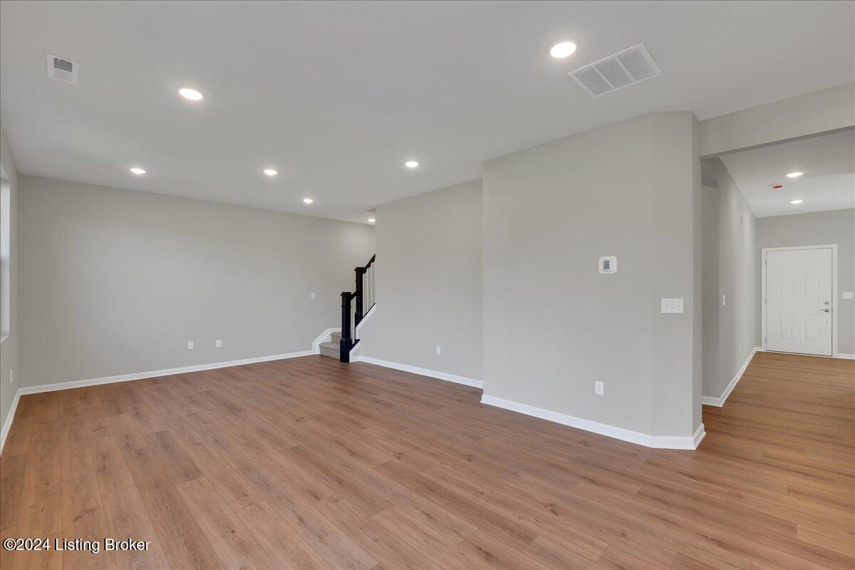 8405 Fairmount Road Louisville, KY 40291 - Photo 9 of 41 11-8405 Fairmount Rd