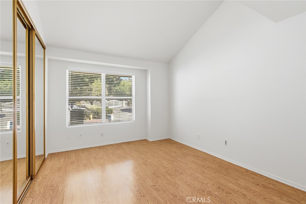2731 Erringer Road, Unit 89 Simi Valley, CA 93065 - Photo 12 of 21