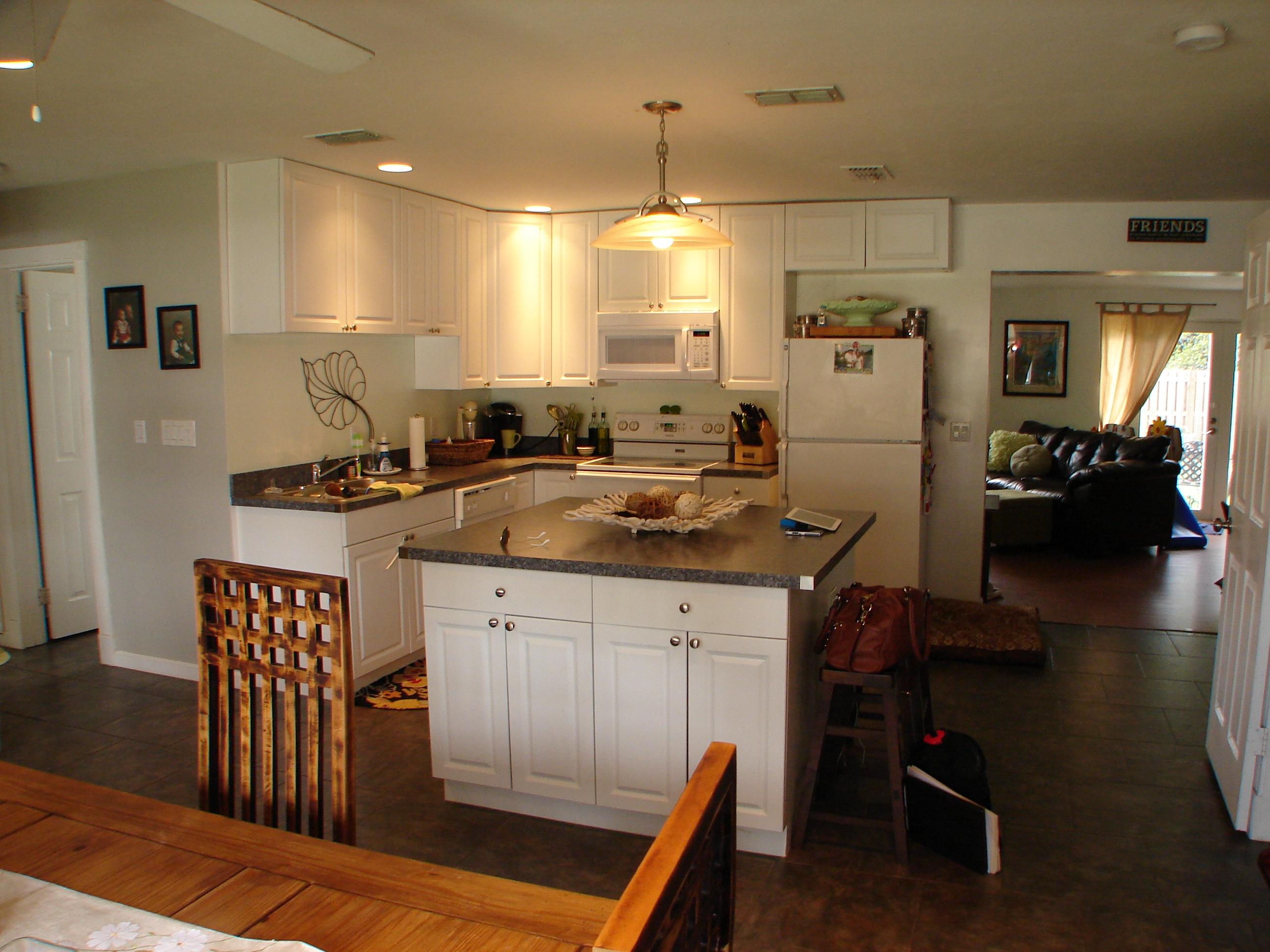 5784 Keith Road Jupiter, FL 33458 - Photo 5 of 13 DSC06403