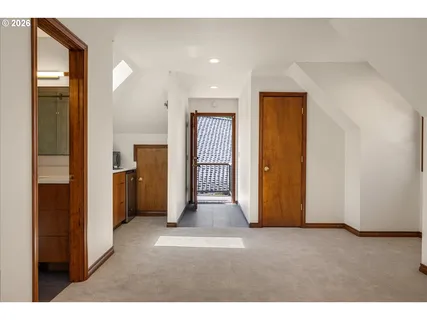 $2,100,000 | 21469 Waterford Place, West Linn, OR 97068