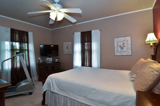 $499,000 | 7081 North Mason Avenue, Chicago, IL 60646