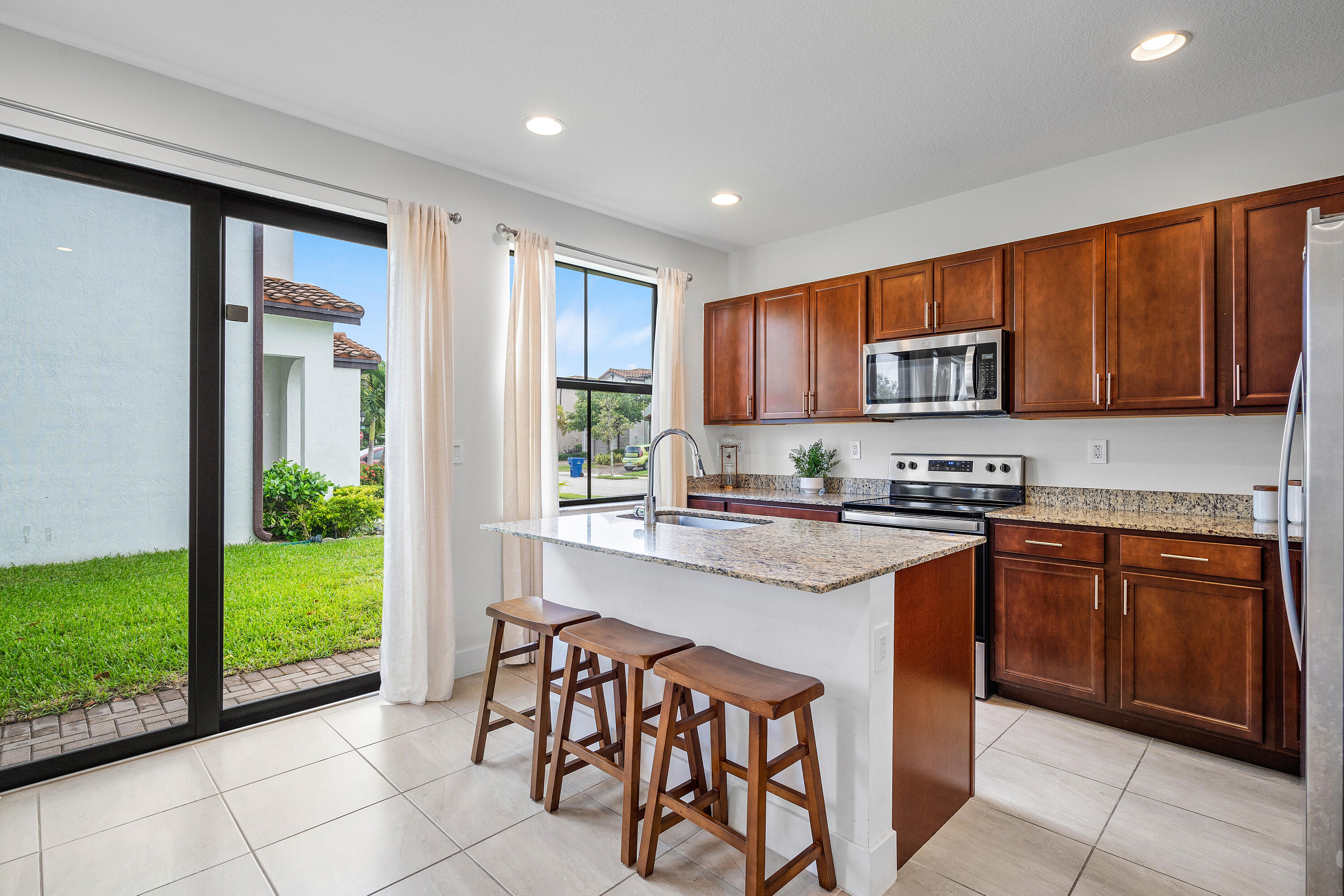 3011 Butternut Lane Riviera Beach, FL 33410 - Photo 11 of 45 007-3011ButternutLane-RivieraBeach-FL-33
