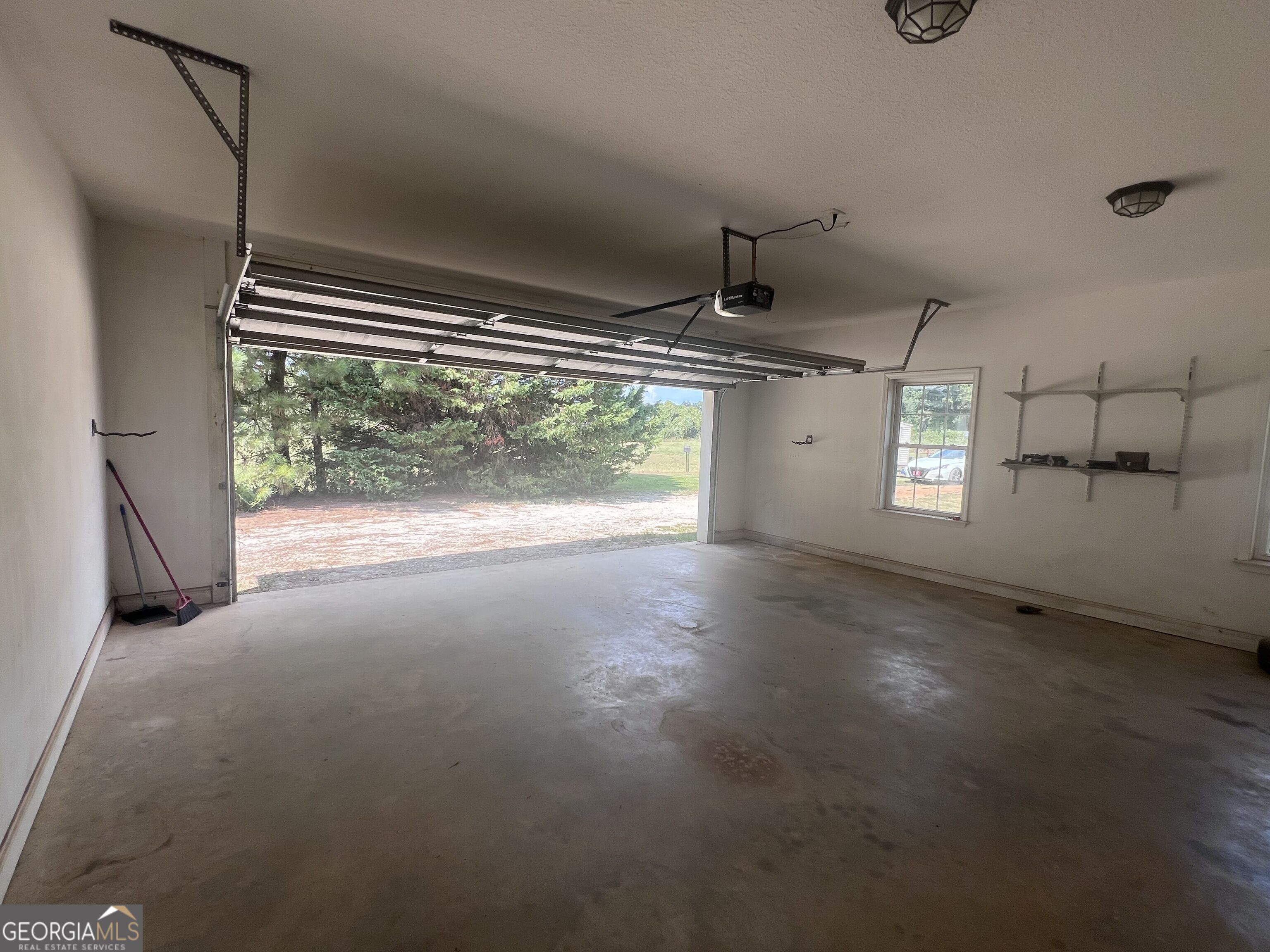 135 Hunt Road Carnesville, GA 30521 - Photo 6 of 31 Gallery Image 6