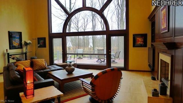 33145 Jackson Road Chagrin Falls, OH 44022 - Photo 5 of 23 Gallery Image 5