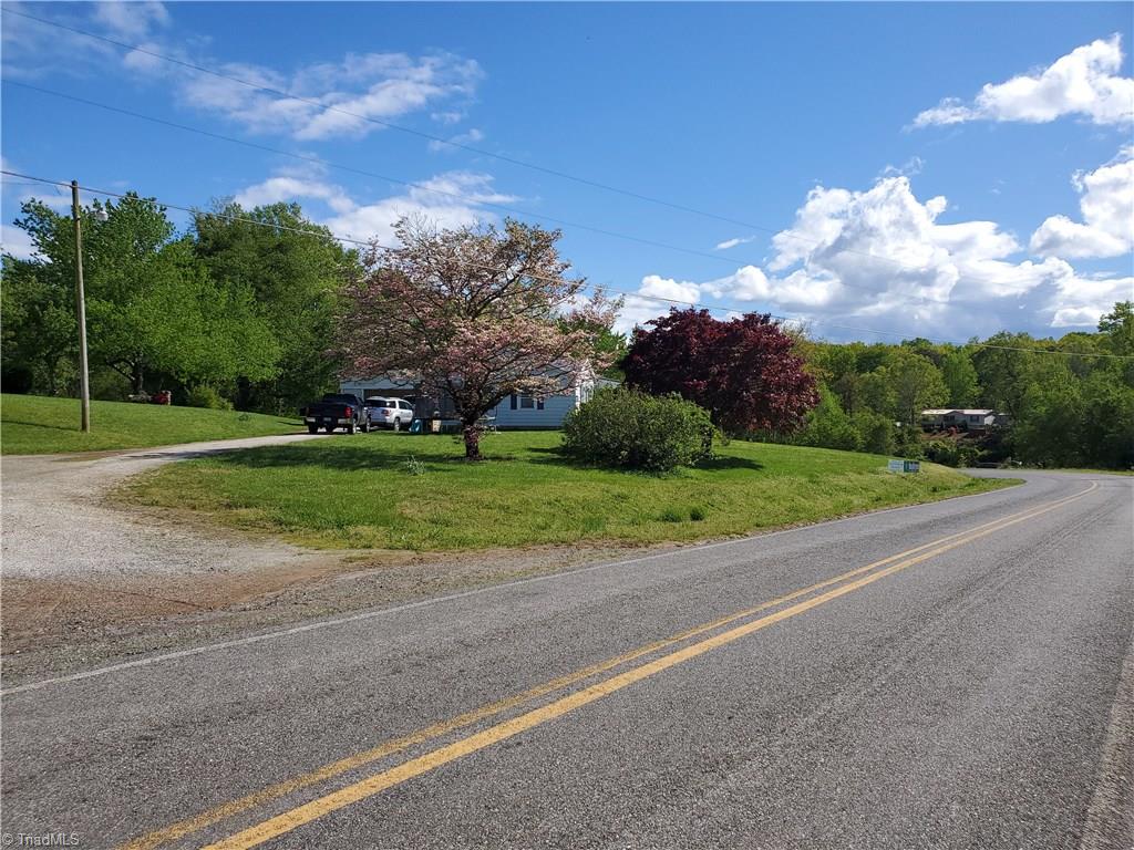 644 Calloway Road Lowgap, NC 27024 - Photo 3 of 11 Gallery Image 3