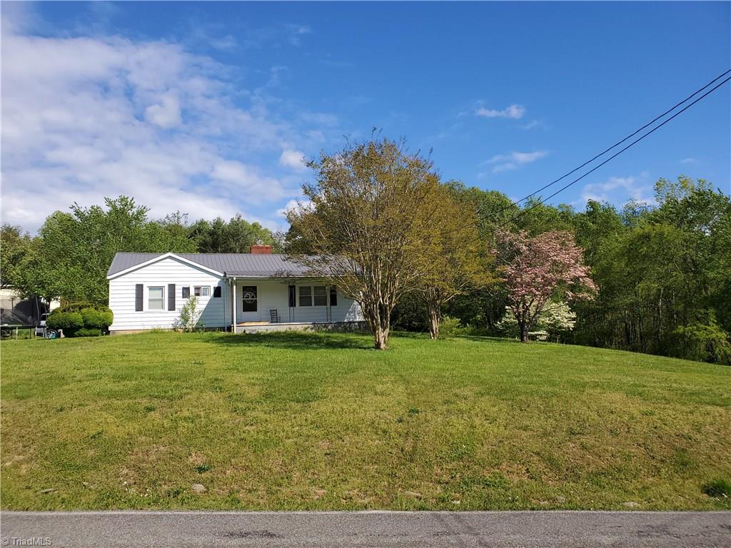644 Calloway Road Lowgap, NC 27024 - Photo 5 of 11 Gallery Image 5