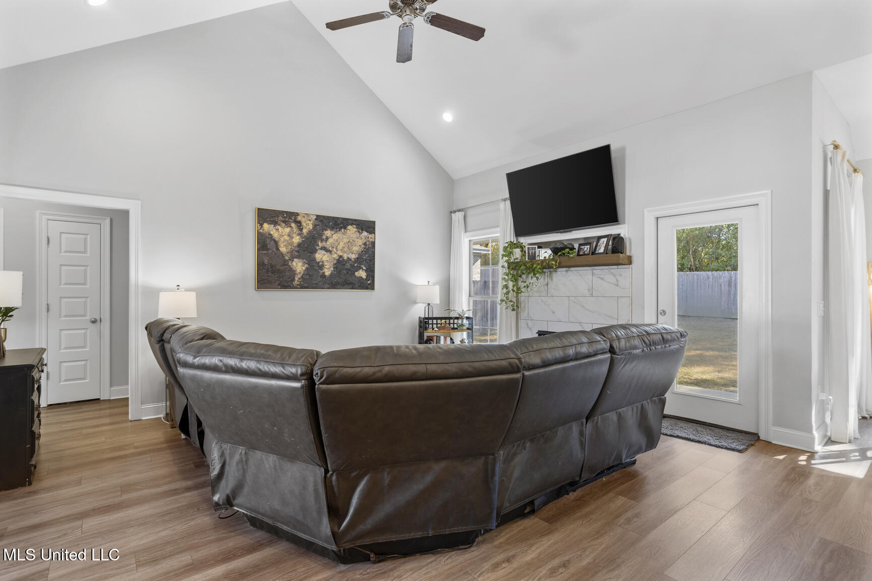 270 East Buttonwood Lane Canton, MS 39046 - Photo 6 of 34 270 Buttonwood Ln-7