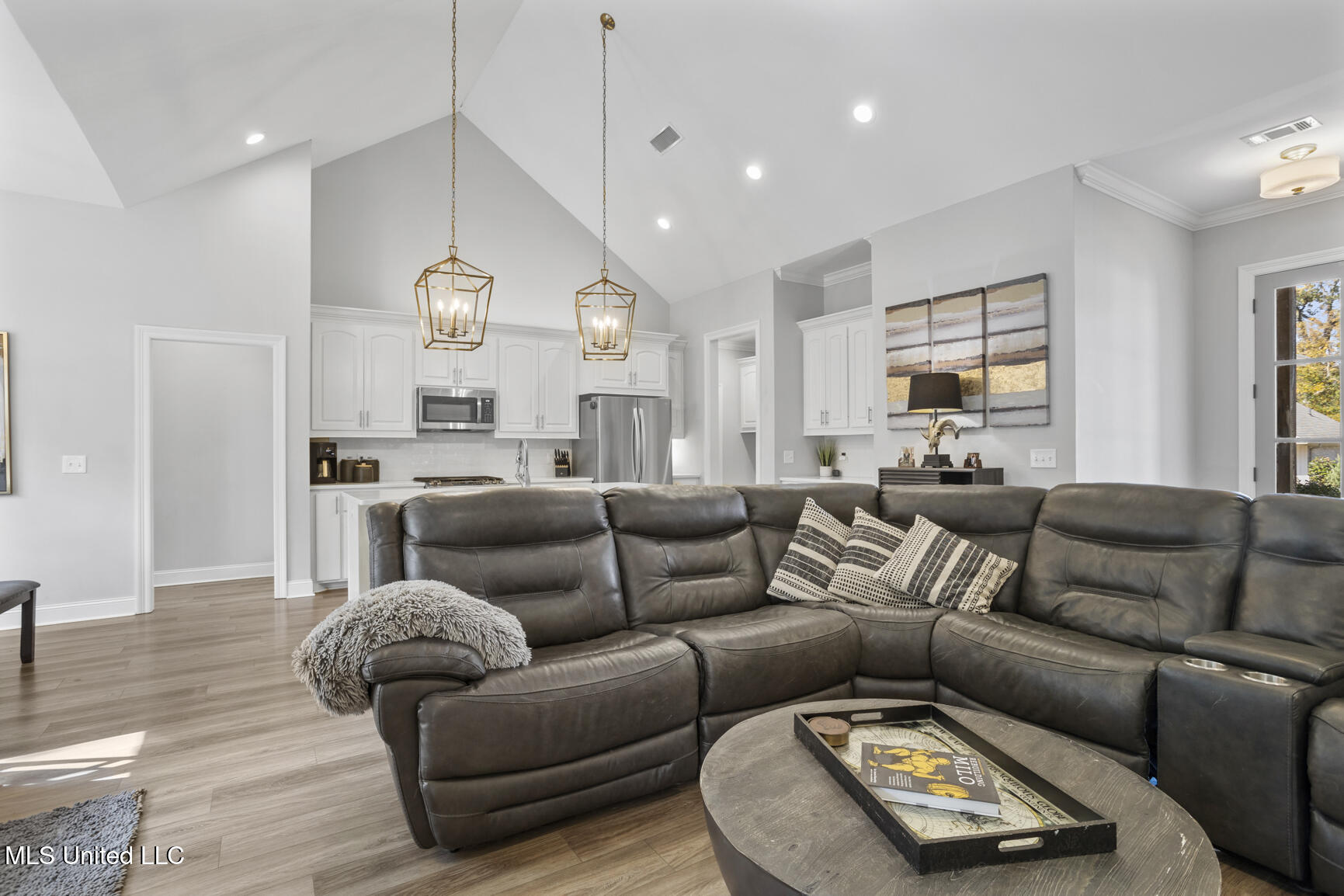 270 East Buttonwood Lane Canton, MS 39046 - Photo 7 of 34 270 Buttonwood Ln-17