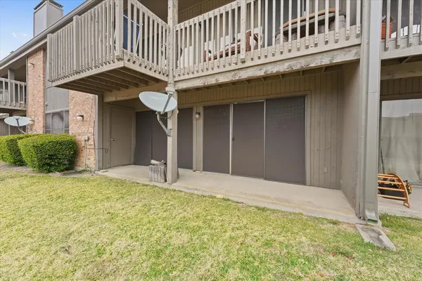 a view of a house with a outdoor space