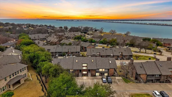 $235,000 | 1029 Signal Ridge Place, Rockwall, TX 75032