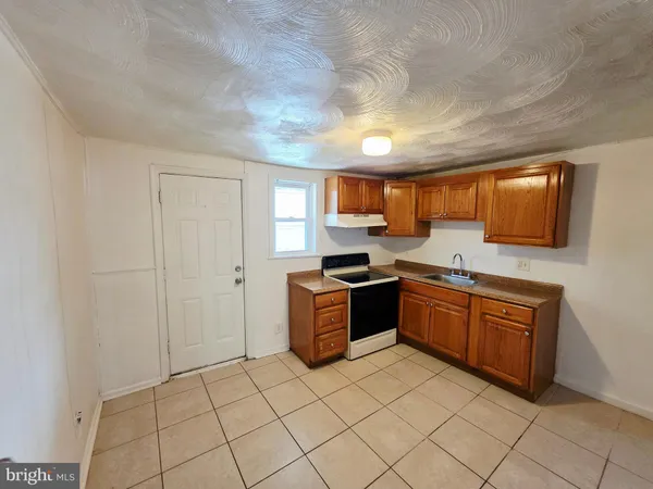 $120,000 | 4525 Pennington Avenue, Curtis Bay, MD 21226