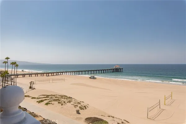 $24,000 | 2200 The Strand, Unit B, Manhattan Beach, CA 90266