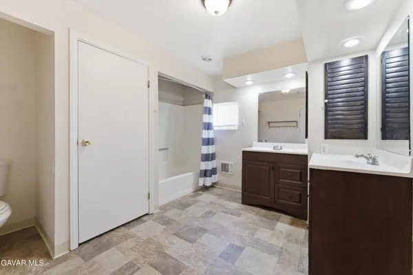 $3,450 | 13237 East Ave W 8, Pearblossom, CA 93553