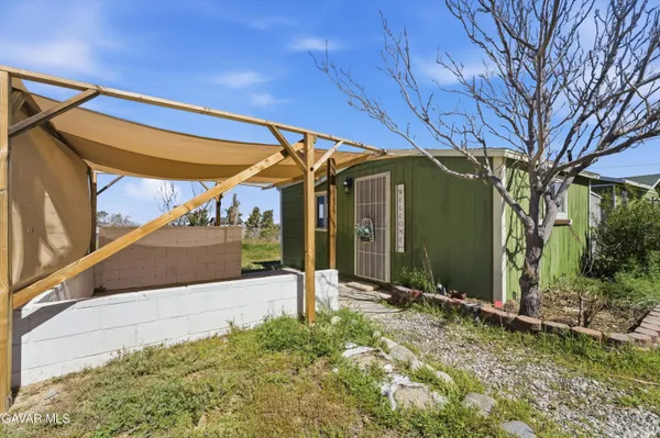 $3,450 | 13237 East Ave W 8, Pearblossom, CA 93553