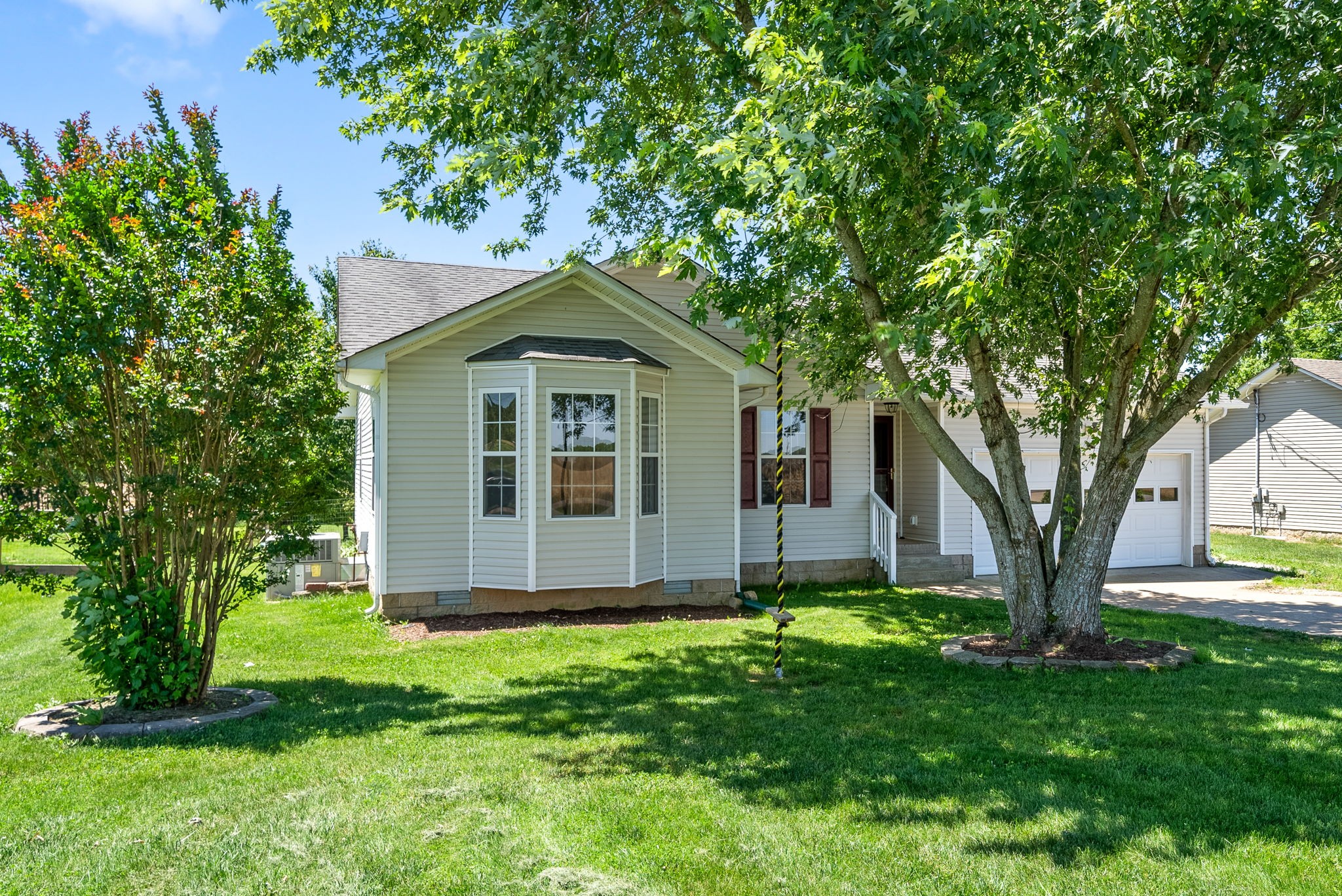 10383 Bell Station Road Oak Grove, KY 42262 - Photo 3 of 33 a front view of house with yard and green space