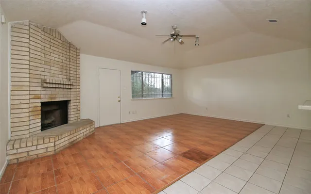 $1,650 | 14211 Timberhaven Drive, Houston, TX 77066