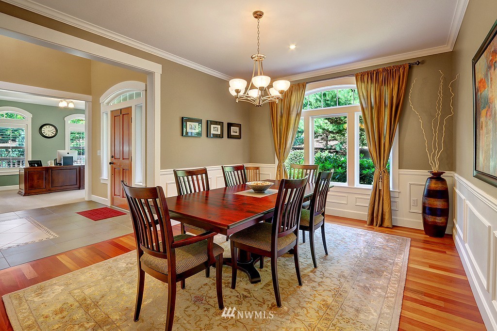 6405 Haley Loop Road Northeast Bainbridge Island, WA 98110 - Photo 13 of 25