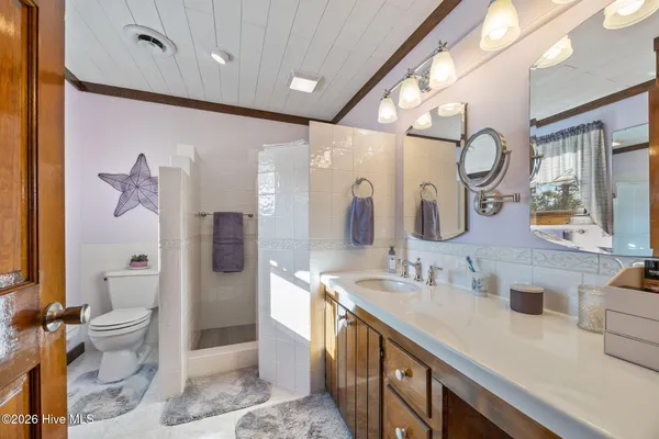 $945,000 | 758 Sawmill Landing Road, Bath, NC 27808