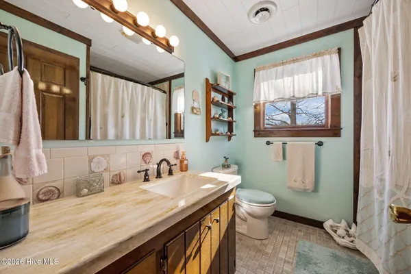 $945,000 | 758 Sawmill Landing Road, Bath, NC 27808