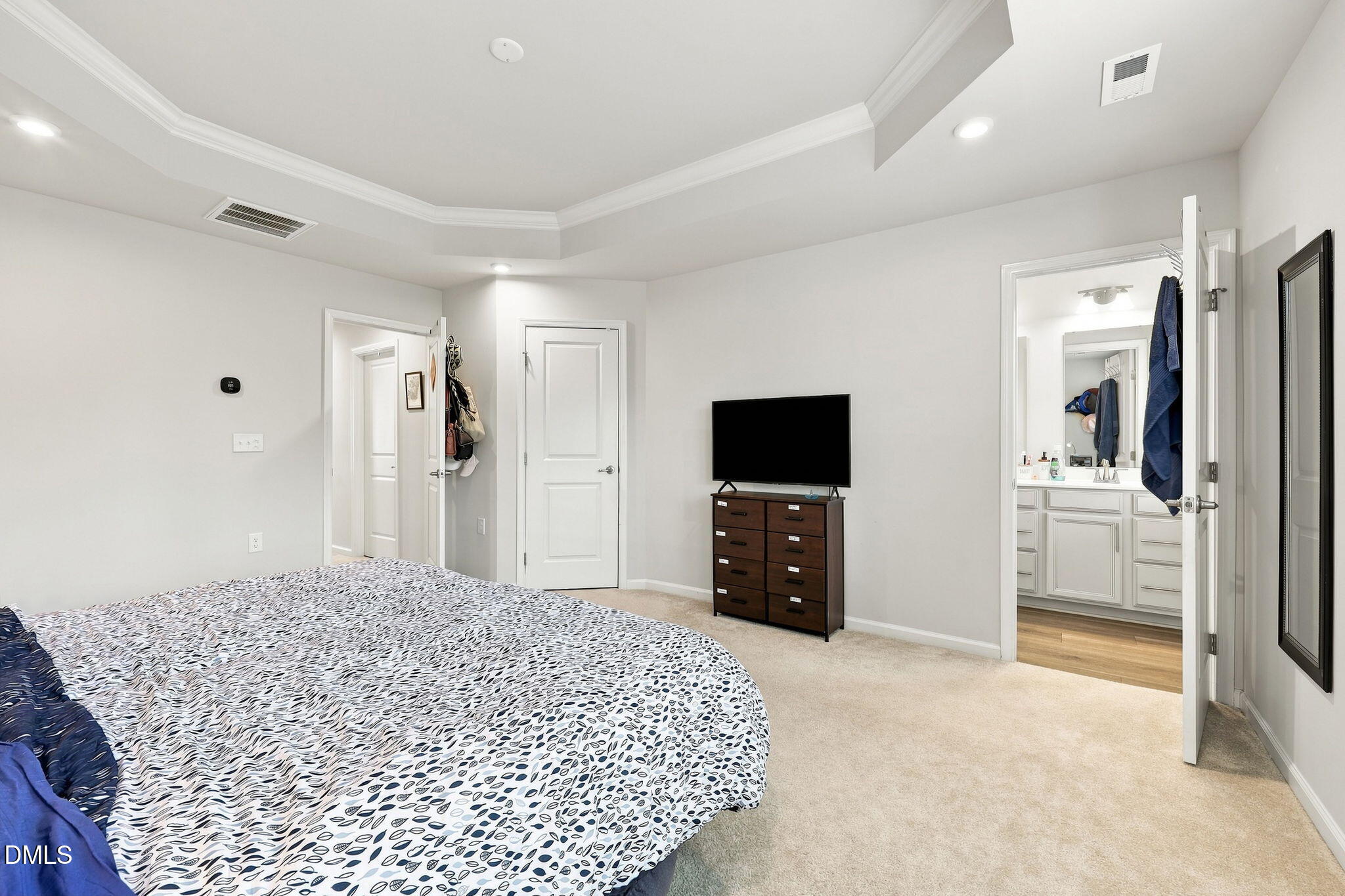 6427 Pathfinder Way Raleigh, NC 27616 - Photo 22 of 36 36-web-or-mls-IMG_0168_Edit