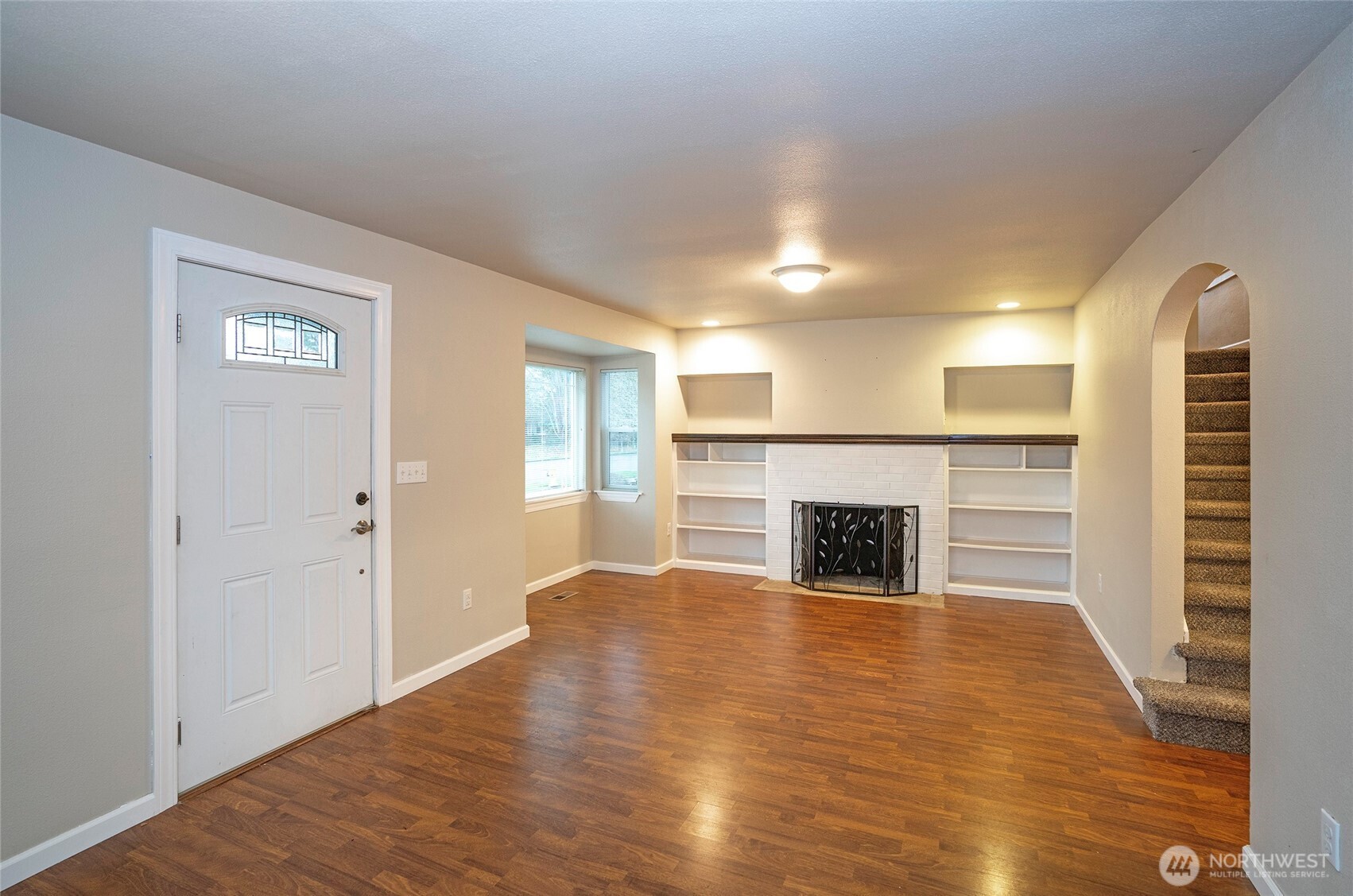 407 18th Street Southwest Puyallup, WA 98371 - Photo 3 of 39