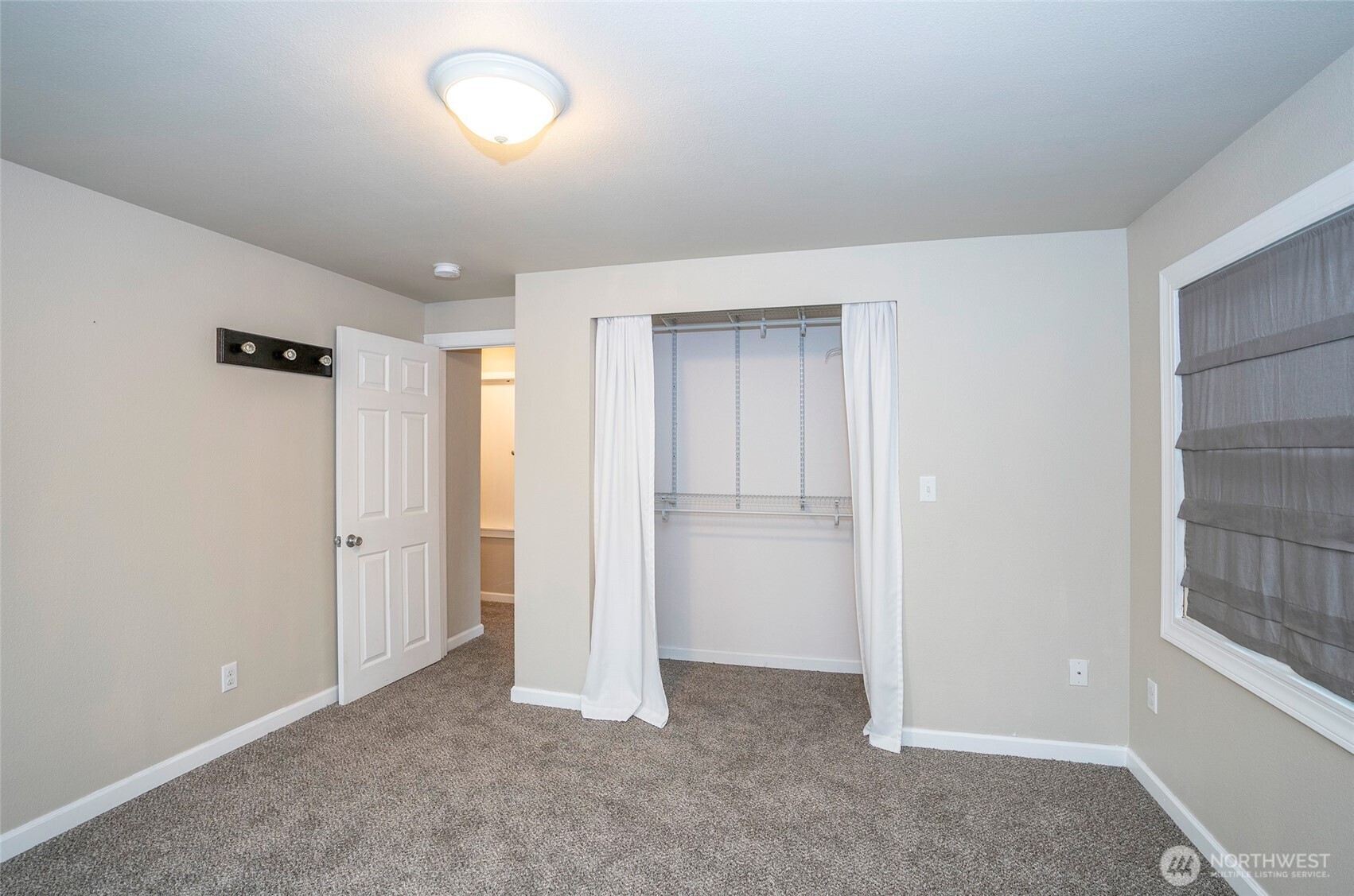 407 18th Street Southwest Puyallup, WA 98371 - Photo 31 of 39