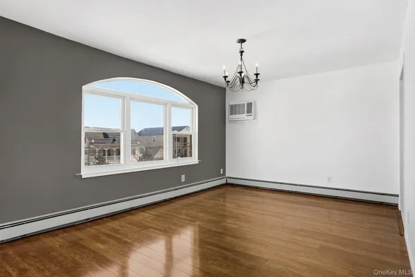 $999,999 | 160 St Marks Avenue, Freeport, NY 11520