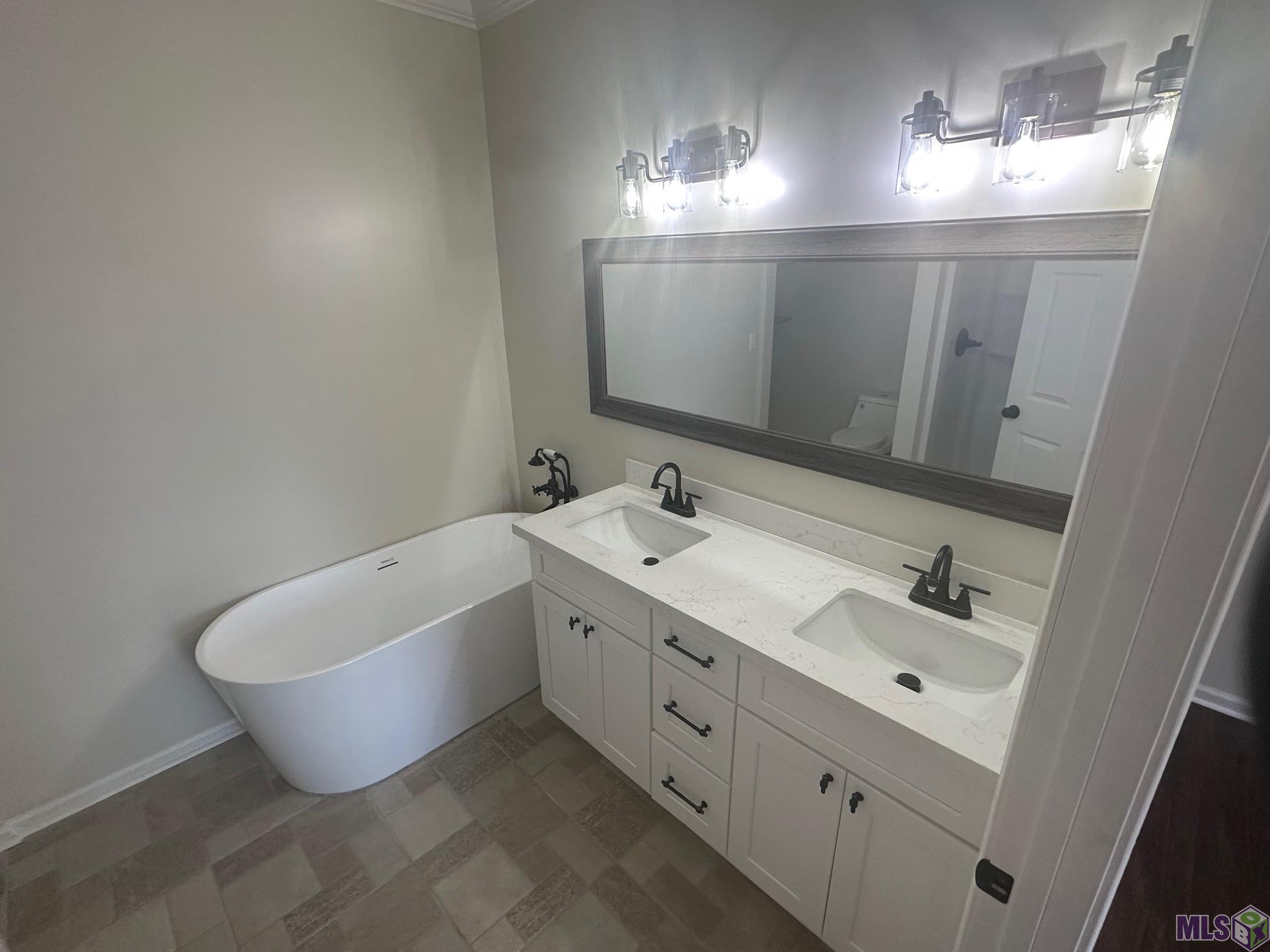 5139 Island Road Jarreau, LA 70749 - Photo 8 of 19