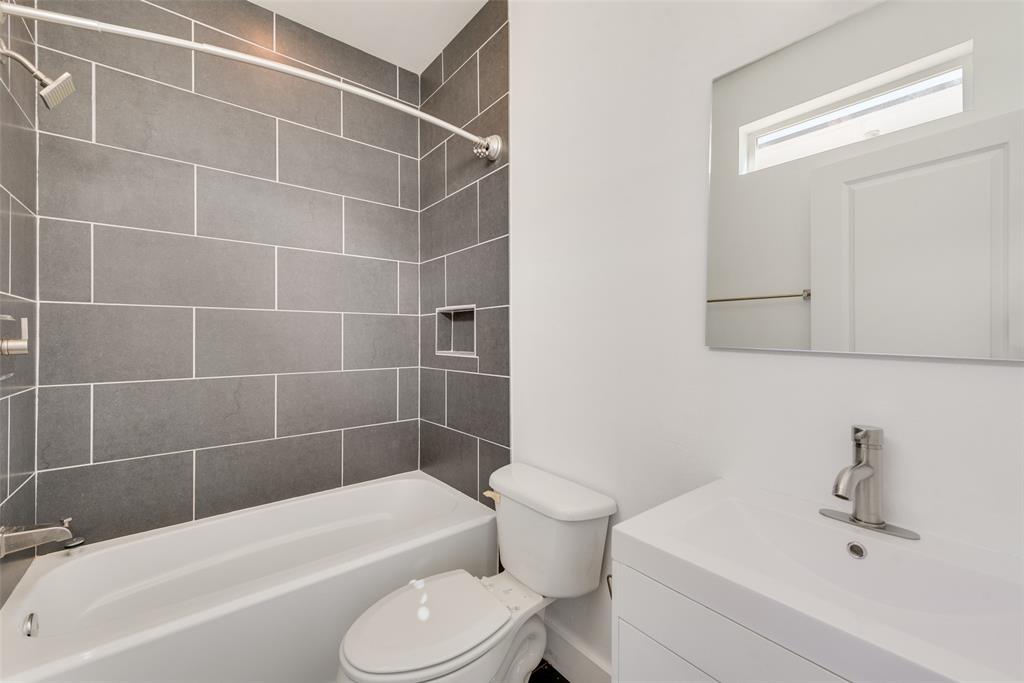 5711 Ross Avenue, Unit 2 Dallas, TX 75206 - Photo 30 of 36