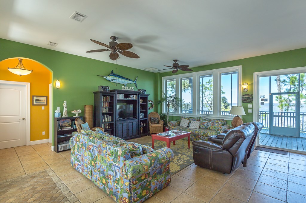 2027 Turpentine Trail Eastpoint, FL 32328 - Photo 7 of 55