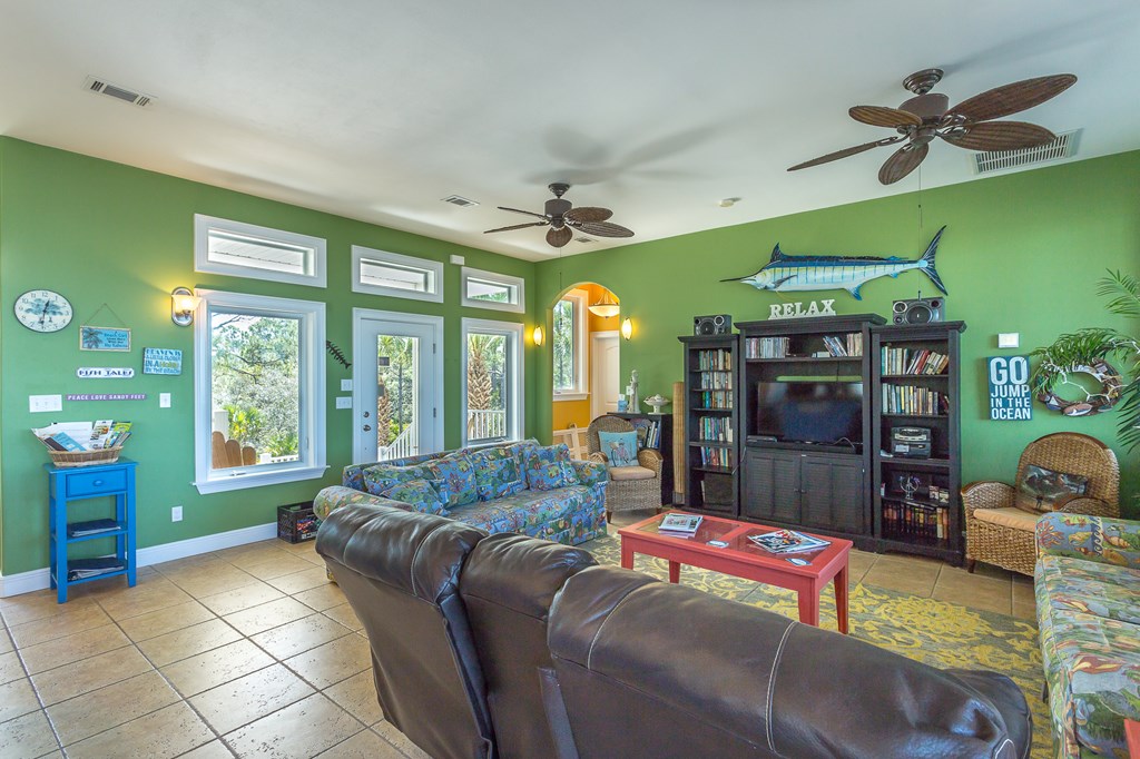 2027 Turpentine Trail Eastpoint, FL 32328 - Photo 9 of 55