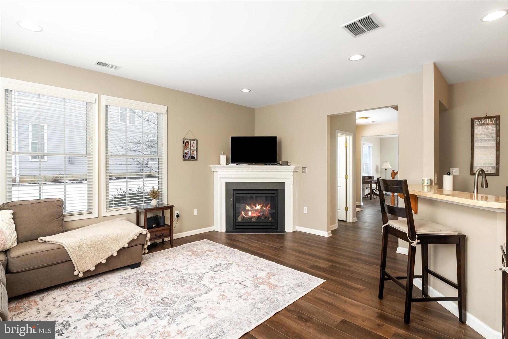 25 Saddle Way Chesterfield, NJ 08515 - Photo 5 of 34