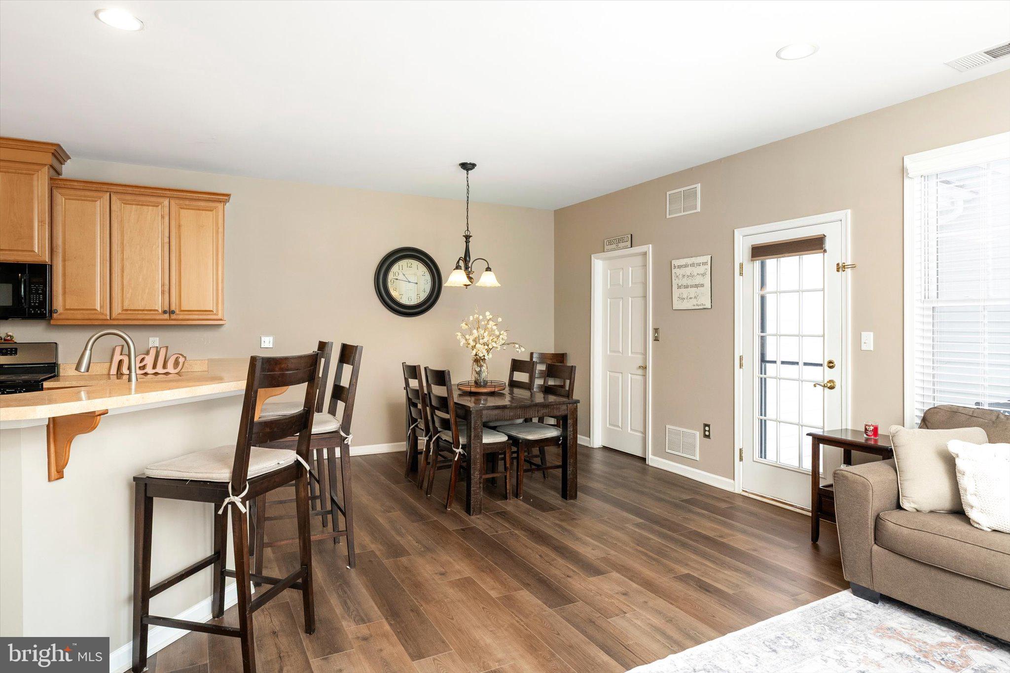 25 Saddle Way Chesterfield, NJ 08515 - Photo 8 of 34