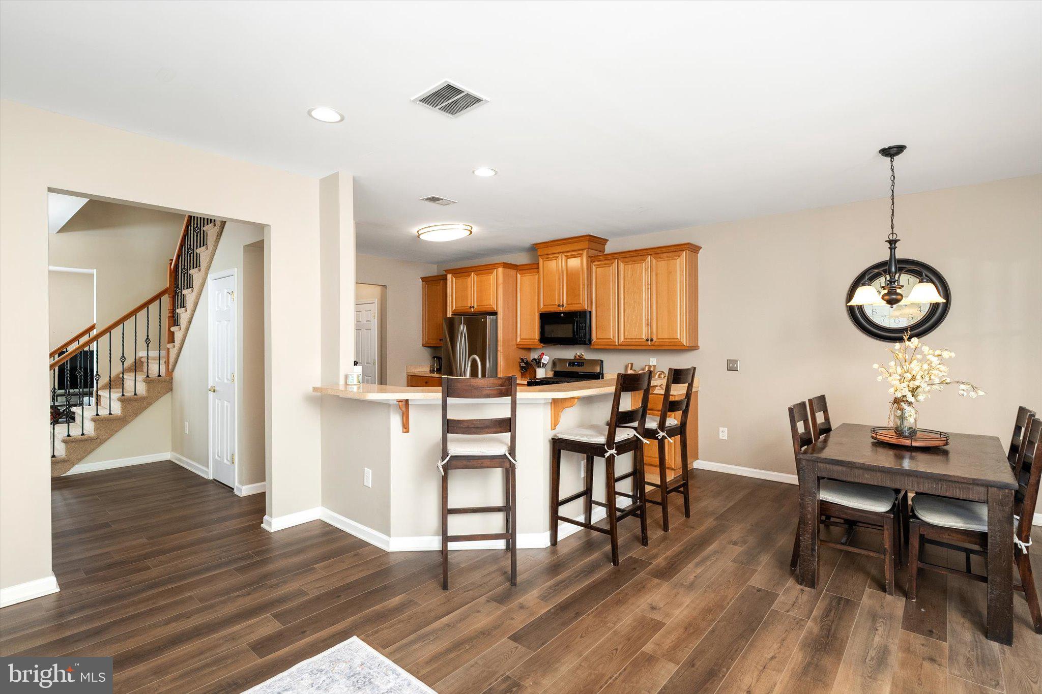 25 Saddle Way Chesterfield, NJ 08515 - Photo 9 of 34