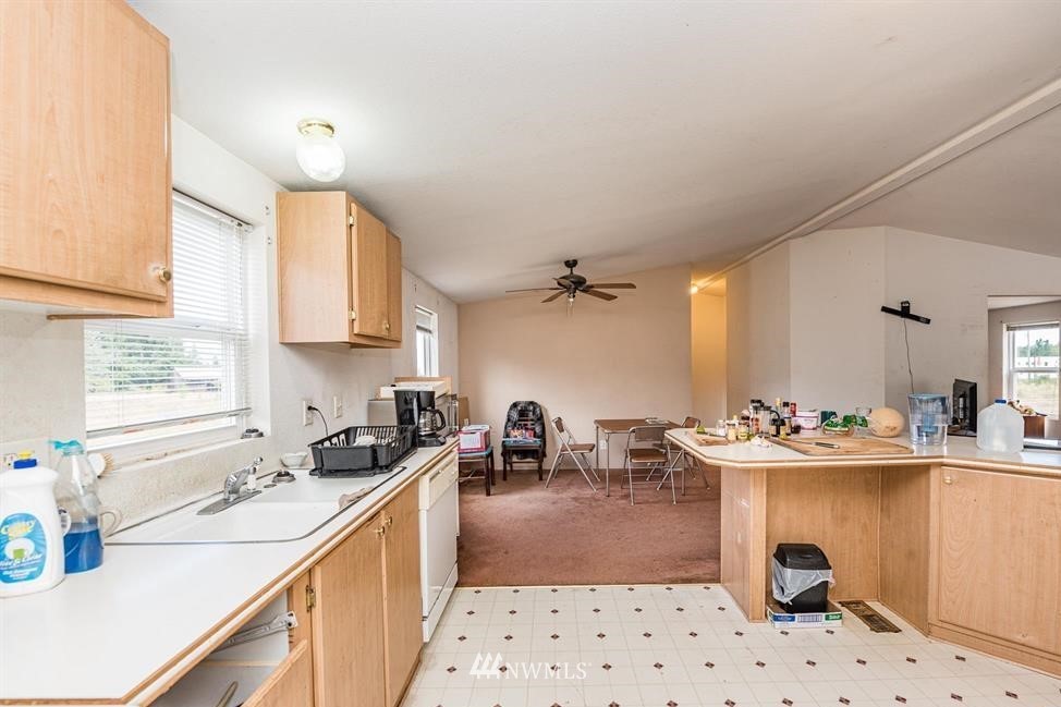 4592 Deer Park Road Port Angeles, WA 98362 - Photo 14 of 24 Gallery Image 14